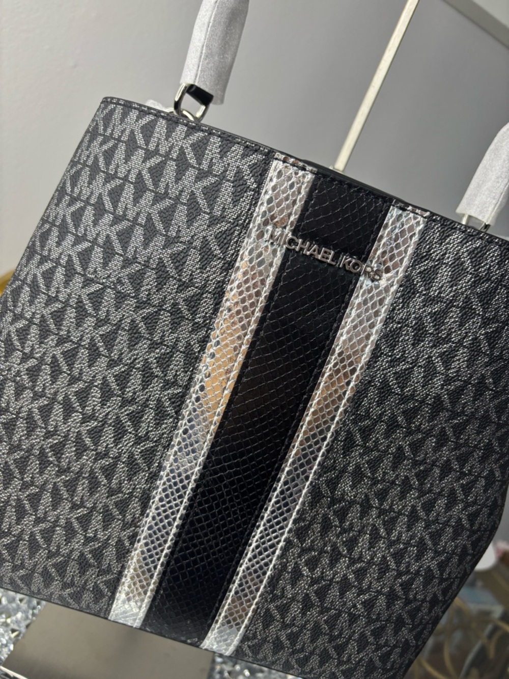 Michael Kors Pratt Medium Signature Logo and Metallic Shoulder Bag NWT - Picture 3 of 12